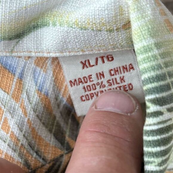 Tommy Bahama Men's XL Floral Silk Camp Shirt Multicolor Short Sleeve - Picture 4 of 5